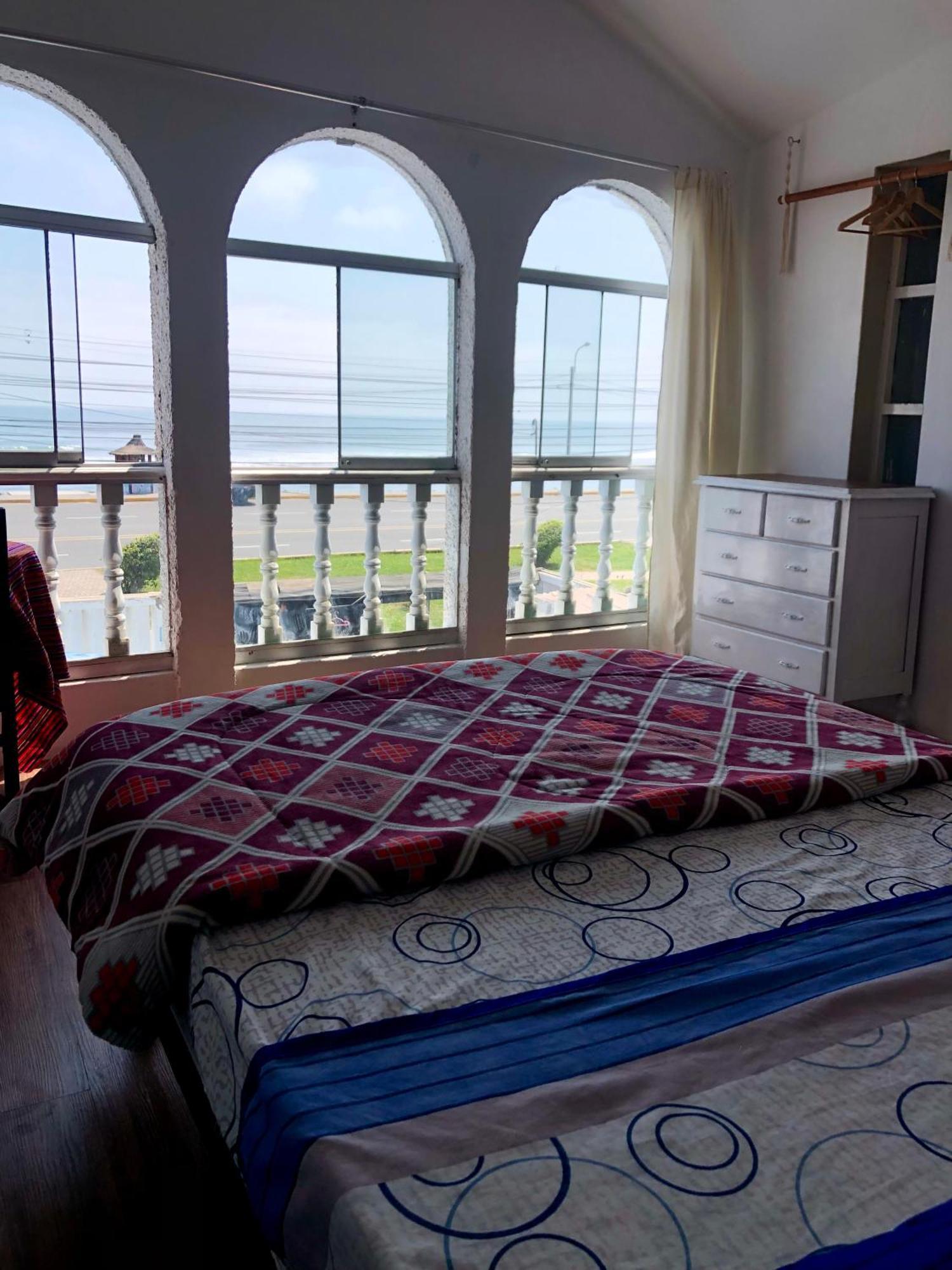 Pointbreak Surf Camp Hostel Huanchaco Szoba fotó