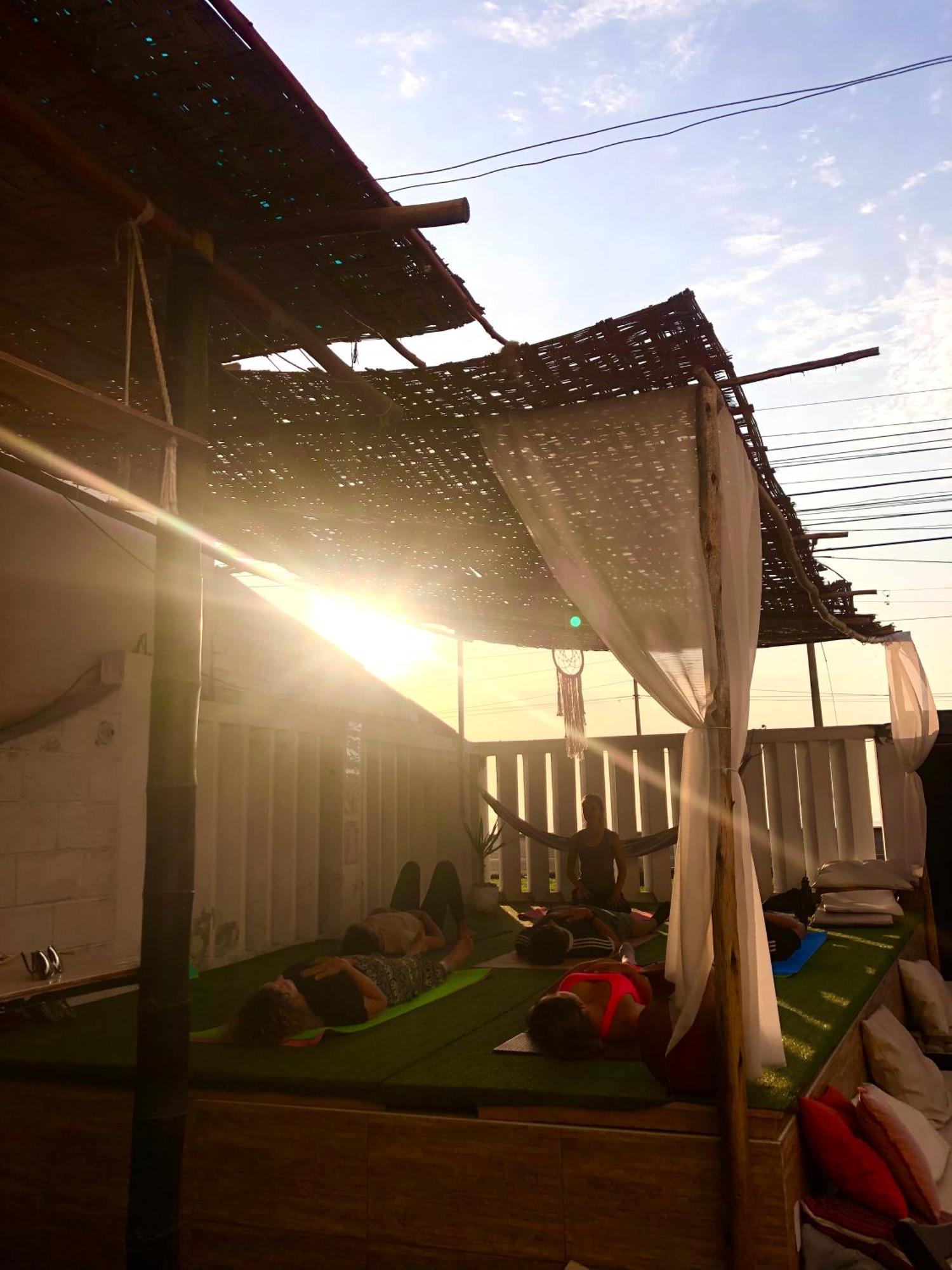Pointbreak Surf Camp Hostel Huanchaco Kültér fotó